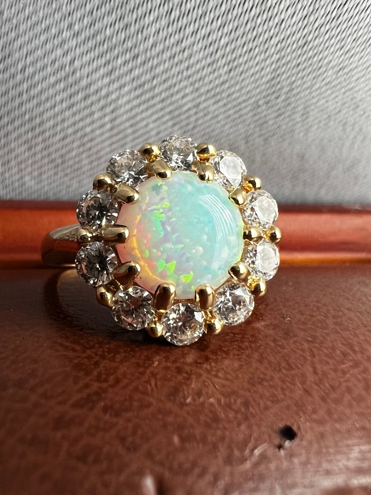 Quality 14ct Yellow Gold CZ & Opal Cluster Ring - L