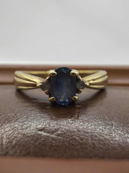 Quality 9ct Yellow Gold Sapphire & Diamond Ring • Size - N • 2.13 Grams