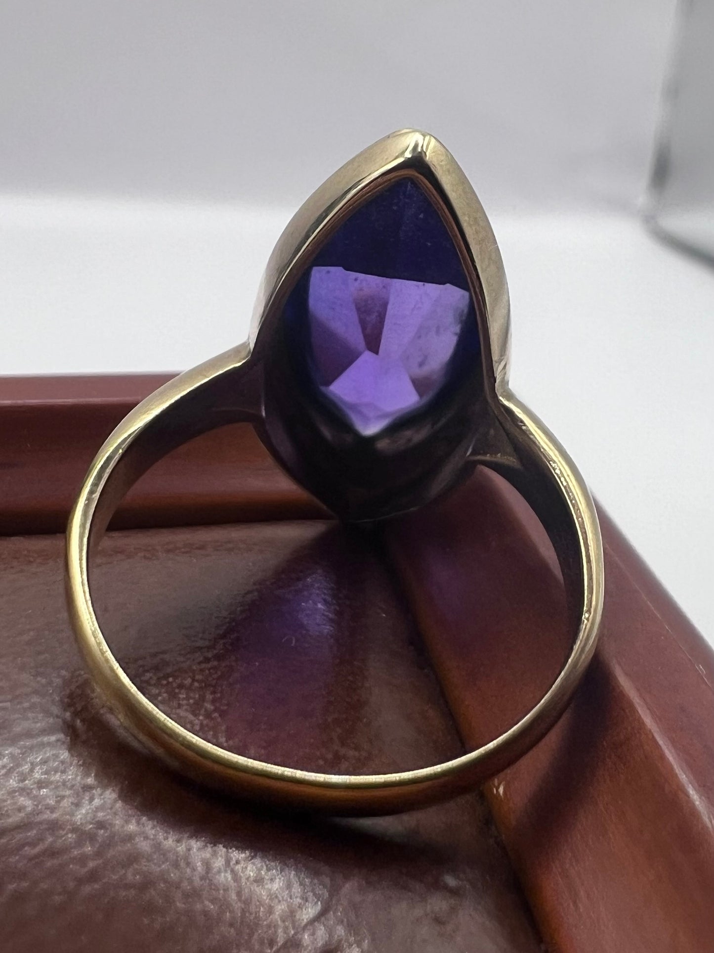 Quality 9ct Yellow Gold Amethyst Set Ring - N½
