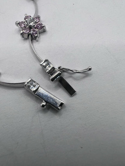 Quality 9ct White Gold Pink & White Topaz Flower Bracelet -  7.99 Grams - 8 Inch
