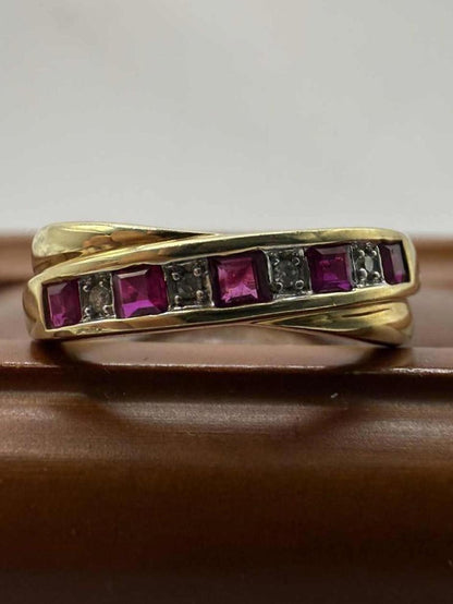 Quality 9ct Yellow Gold Ruby & Diamond Set Ring • 2.95 Grams • Size - M