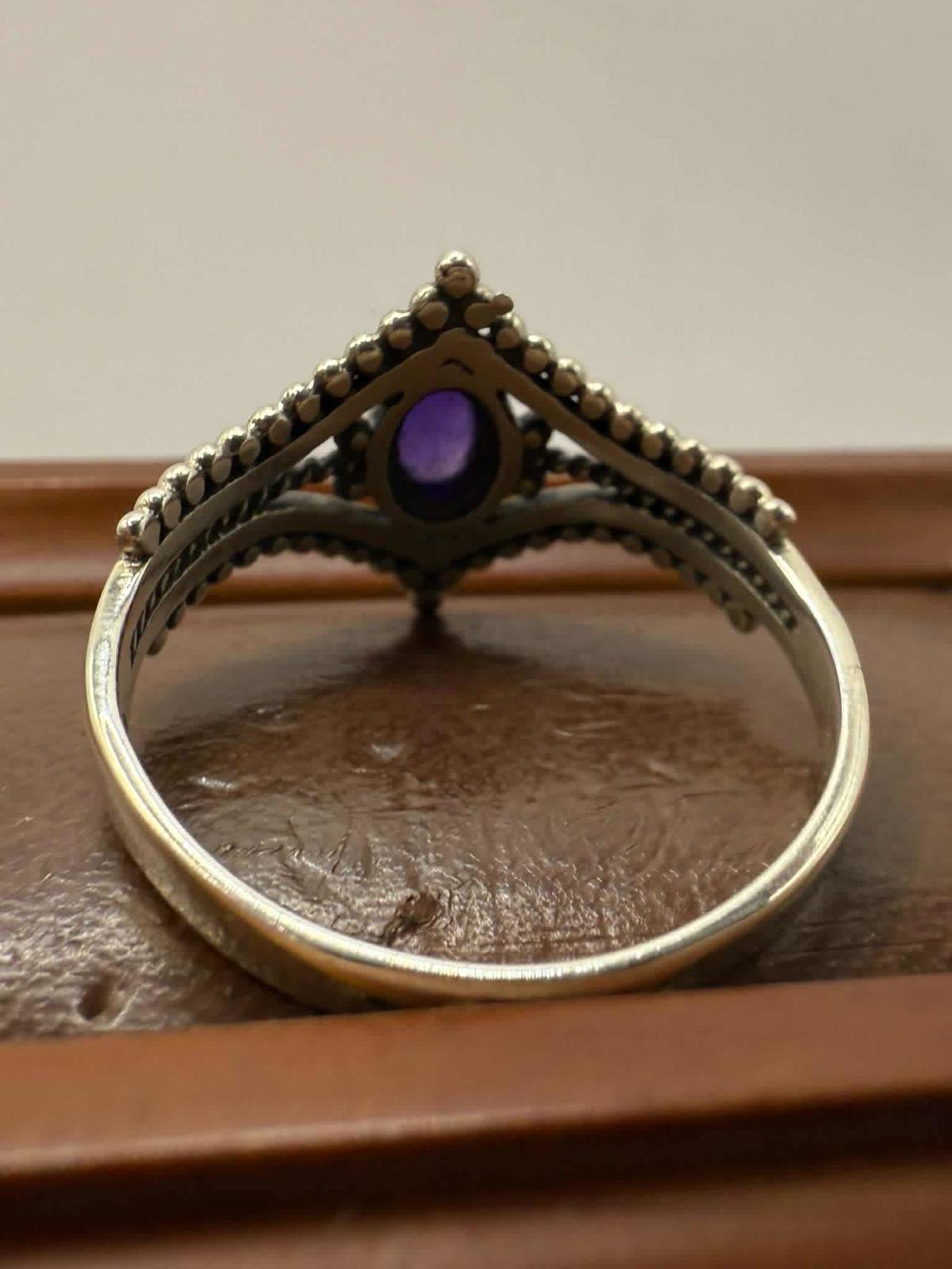 Quality 925 Sterling Silver Amethyst Set Ring • Size - V • 3.14 Grams
