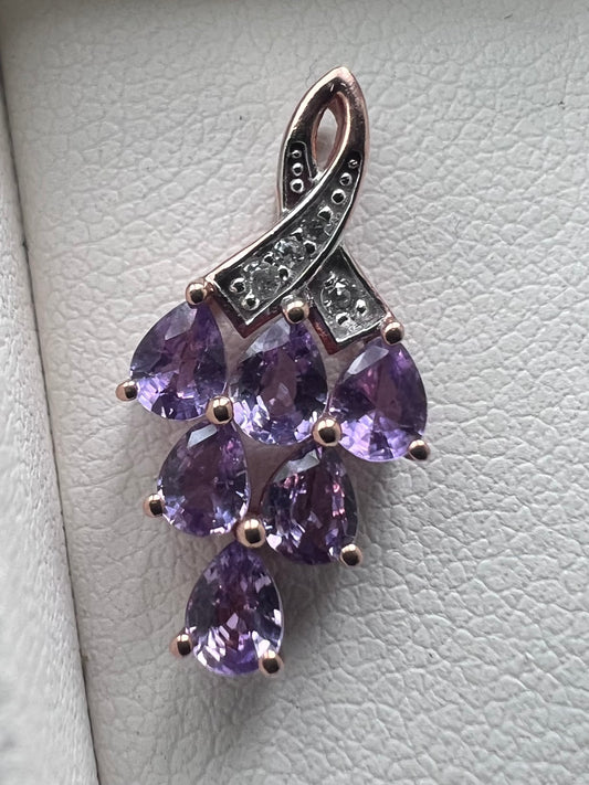 Quality 10ct Rose Gold Amethyst & Diamond Grape Pendant - 1.13 Grams