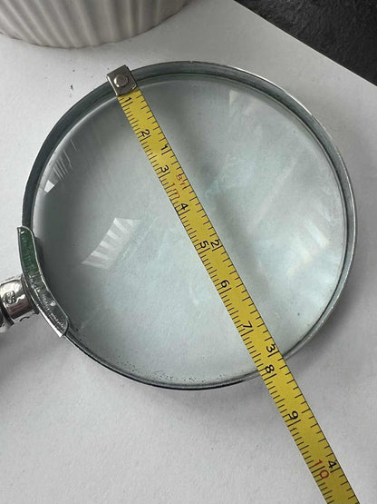 Antique Decorative Magnifying Glass with Ornate Silver Handle - 113.51 Grams