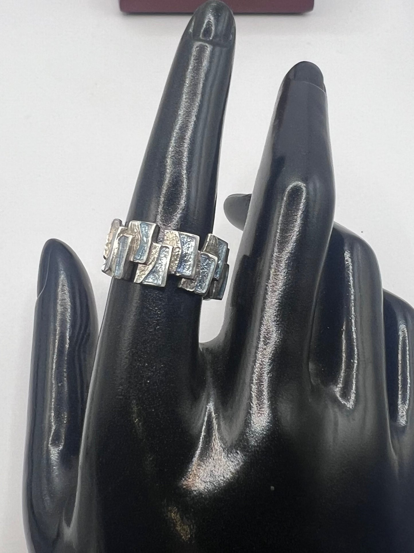 Unique 925 Sterling Silver Bark Effect Band - R