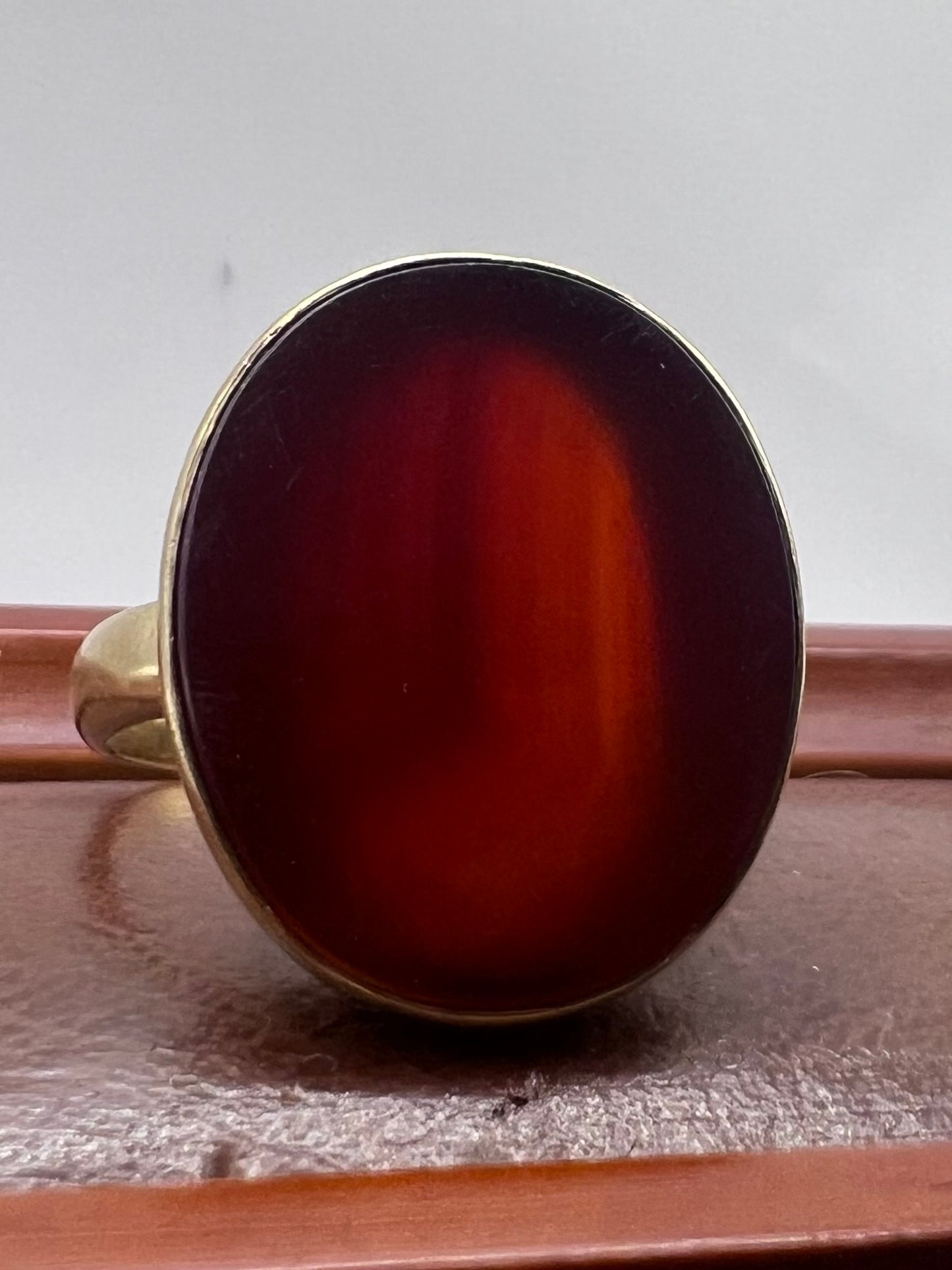 Vintage 9ct Yellow Gold Carnelian Ring - V