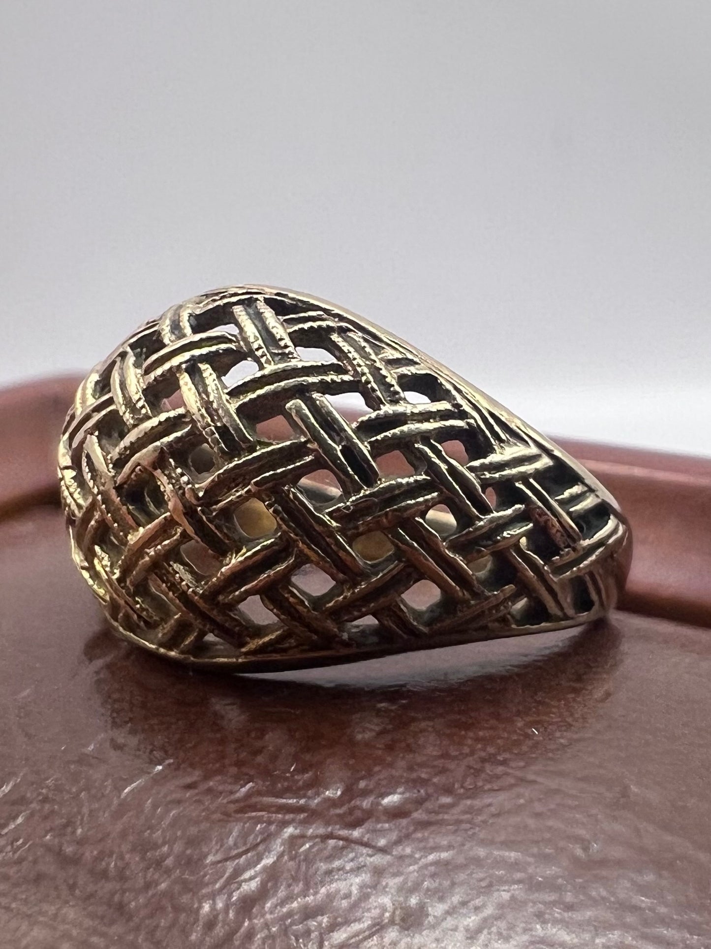 Vintage 9ct Yellow Gold Weaved Dome Ring - M½