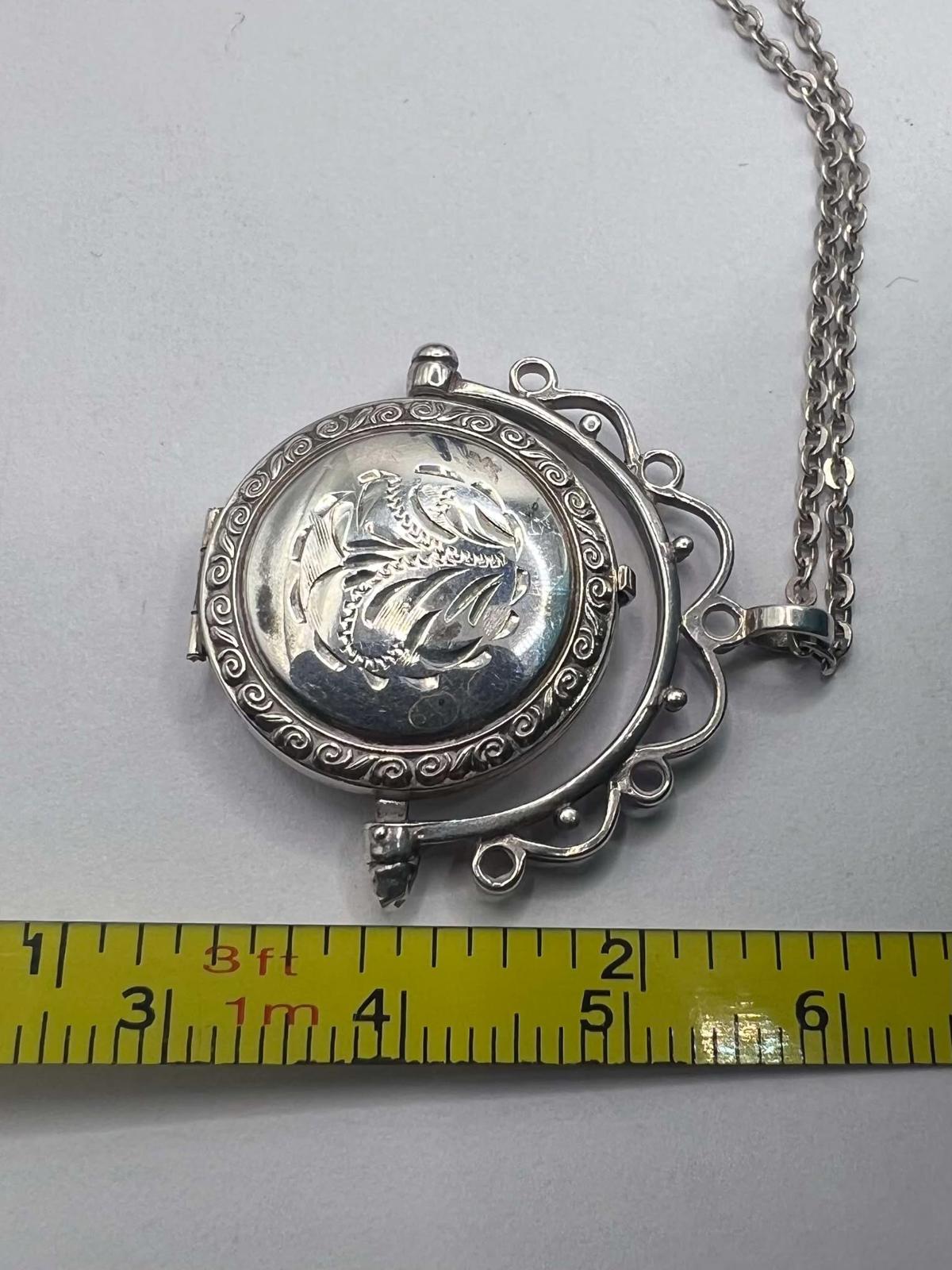 Vintage 925 Sterling Silver Locket & Chain Set - 20 Inch - 6.25 Grams
