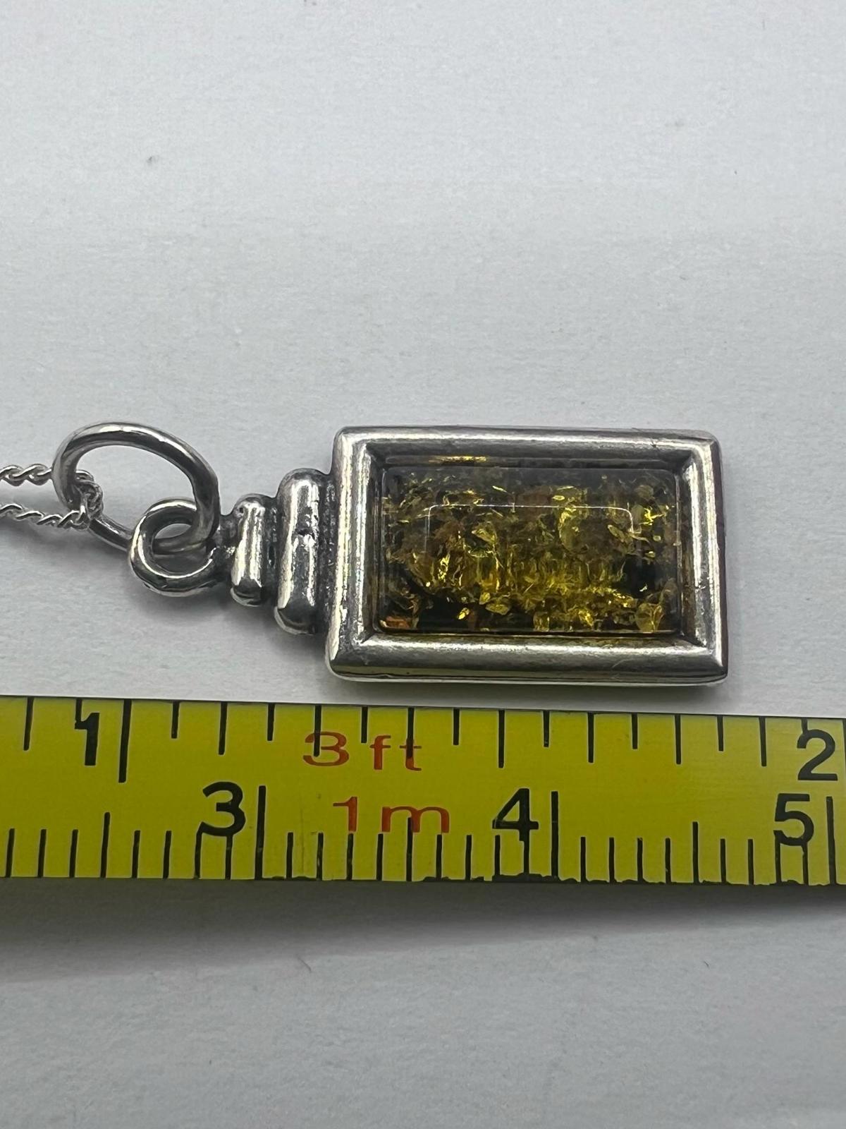 Quality 925 Sterling Silver Amber Set Pendant & Chain Set • 3.35 Grams