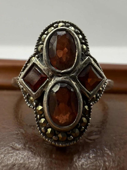 Quality 925 Sterling Silver Garnet Set Cluster Ring • Size - N • 3.78 Grams