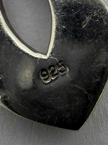 Quality 925 Sterling Silver Mother Of Pearl Set Pendant • 1.74 Grams