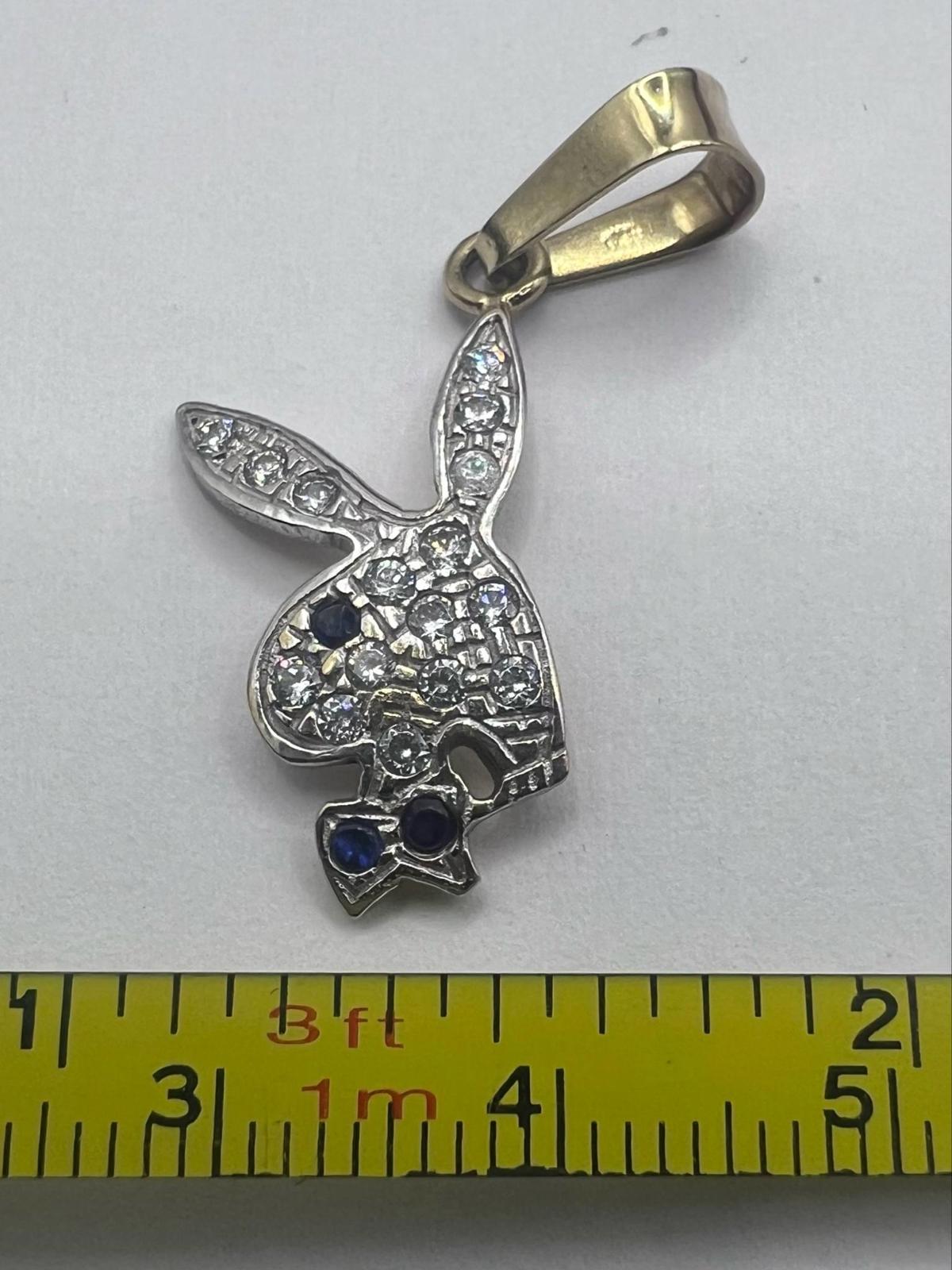 Quality 9ct Yellow Gold Playboy Bunny Pendant • 2.12 Grams