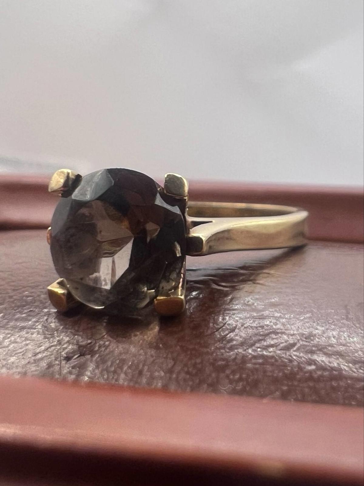Vintage 9ct Yellow Gold Smokey Quartz Ring • Size - N  • 2.86 Grams