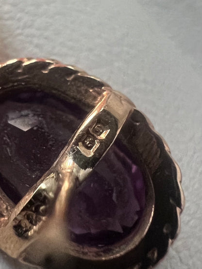 Vintage 9ct Yellow Gold Amethyst Stud Earrings • 2.40 Grams