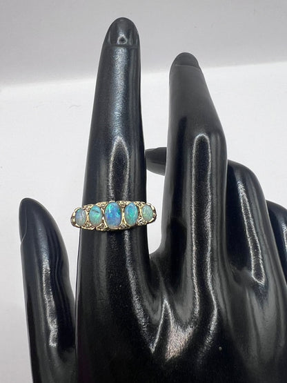 Vintage 9ct Yellow Gold 5 Stone Opal & Diamond Ring - R½