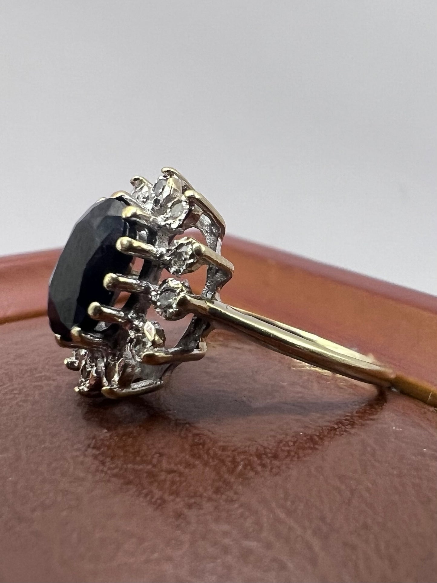 Vintage 9ct Yellow Gold Sapphire & Diamond Cluster Ring - L