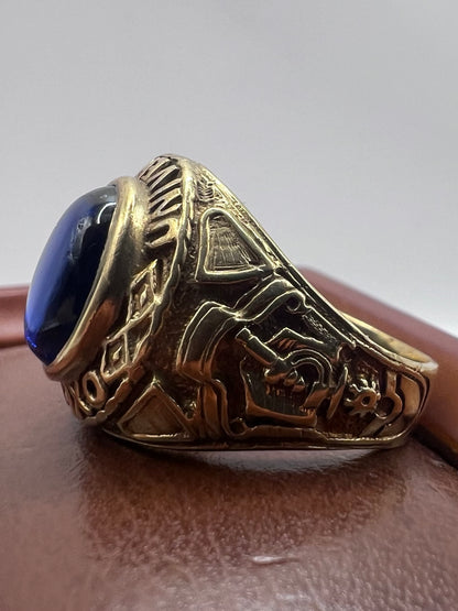 Quality 9ct Yellow Gold Oxford University Ring • Size - U
