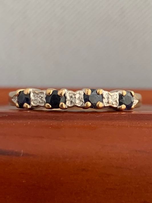 Vintage 9ct Sapphire & Diamond Ring - P½