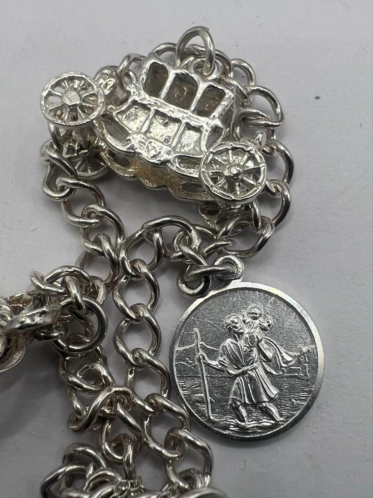 Quality 925 Sterling Silver Charm Bracelet - 18.02 Grams - 6 Inch