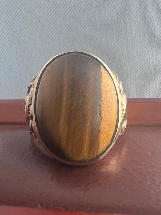 Unique 9ct Yellow Gold Patterned Tiger Eye Signet Ring - U