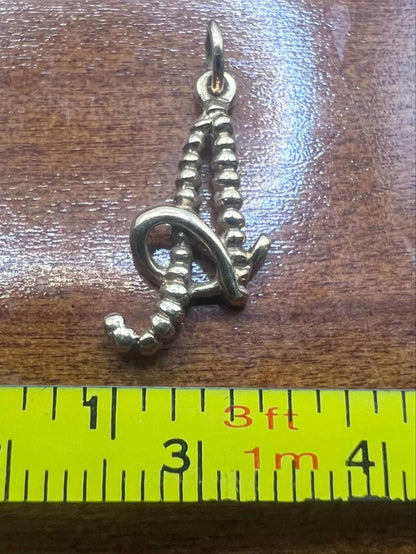 Vintage 9ct Yellow Gold "A" Initial Pendant - 1.20 Grams