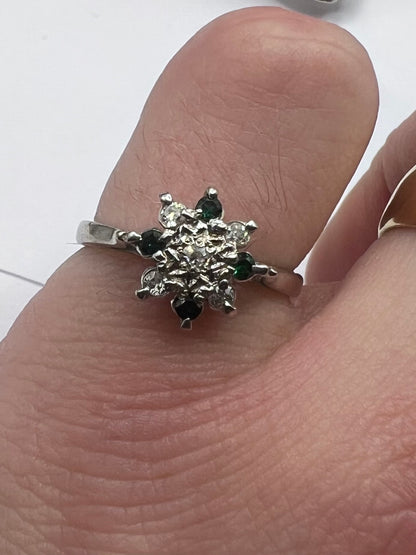 Quality 18ct White Gold Emerald & Diamond Ring - M