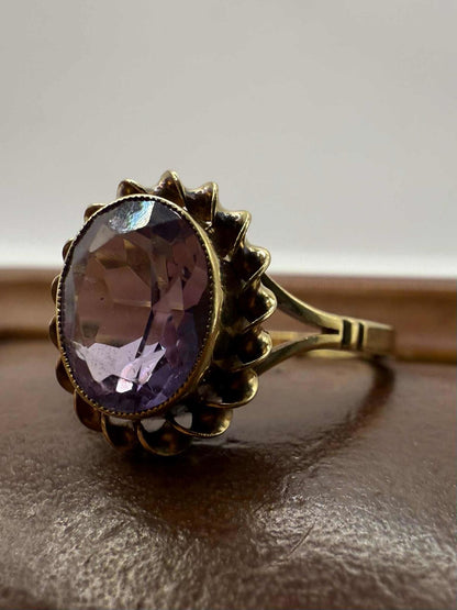 Vintage 9ct Yellow Gold Amethyst Set Ring • Size - N • 2.48 Grams
