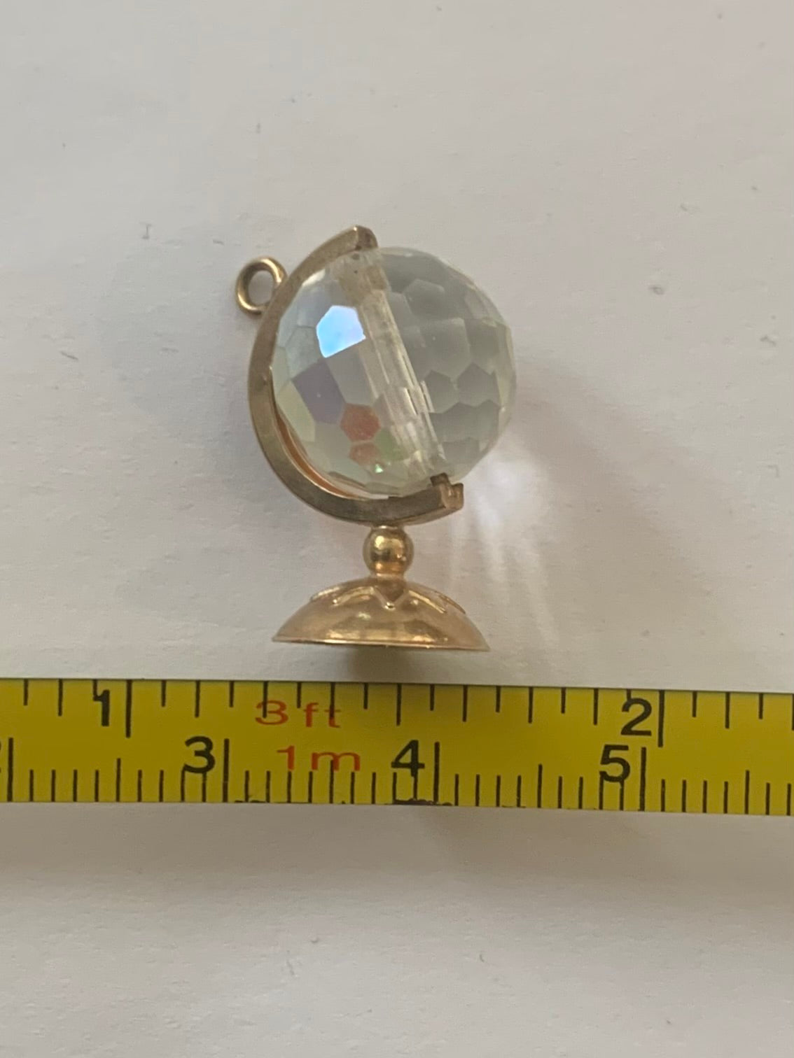 Vintage 9ct Spinning Globe Charm - 1971 - 3.85 Grams