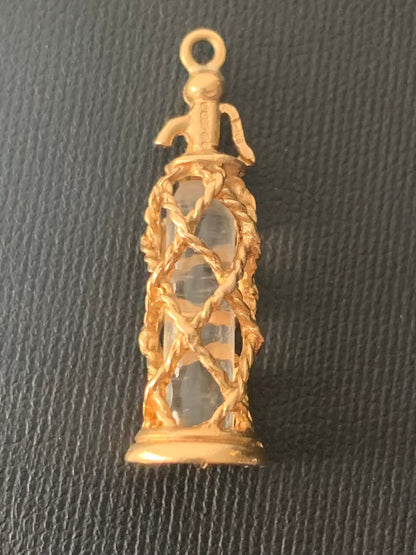 Vintage Rare 9ct Seltzer Dispenser Charm - 2.91 Grams - Circa ~ 1967