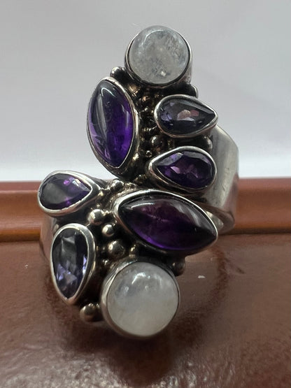 Unique 925 Sterling Silver Amethyst & Moonstone Ring - L