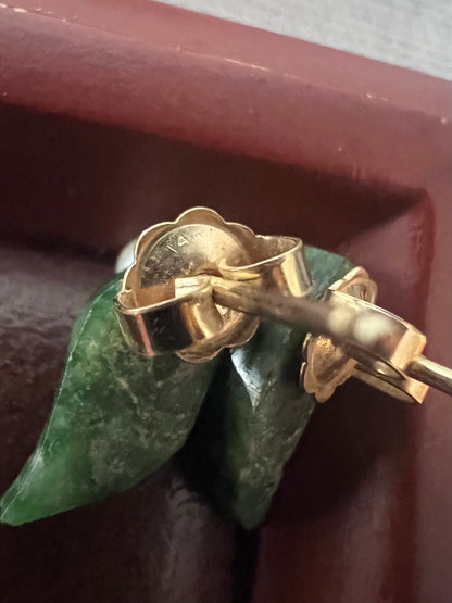 Quality 14ct Jade & Pearl Leaf Earrings - 1.12 Grams