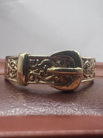 Vintage 9ct Yellow Gold Detailed Buckle Ring - X