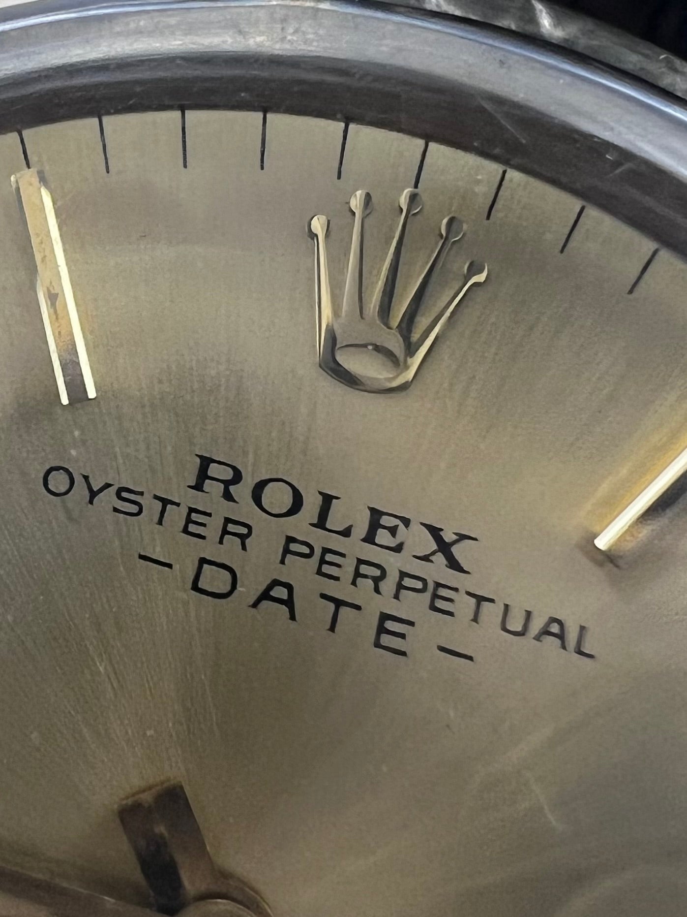 Rolex 60’s Date - Solid Gold - Champagne Double Signed Dial - 34mm