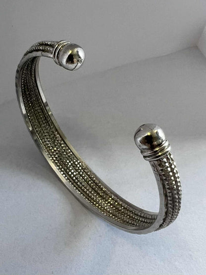 Quality 925 Sterling Silver Cuff Bracelet - 18.18 Grams