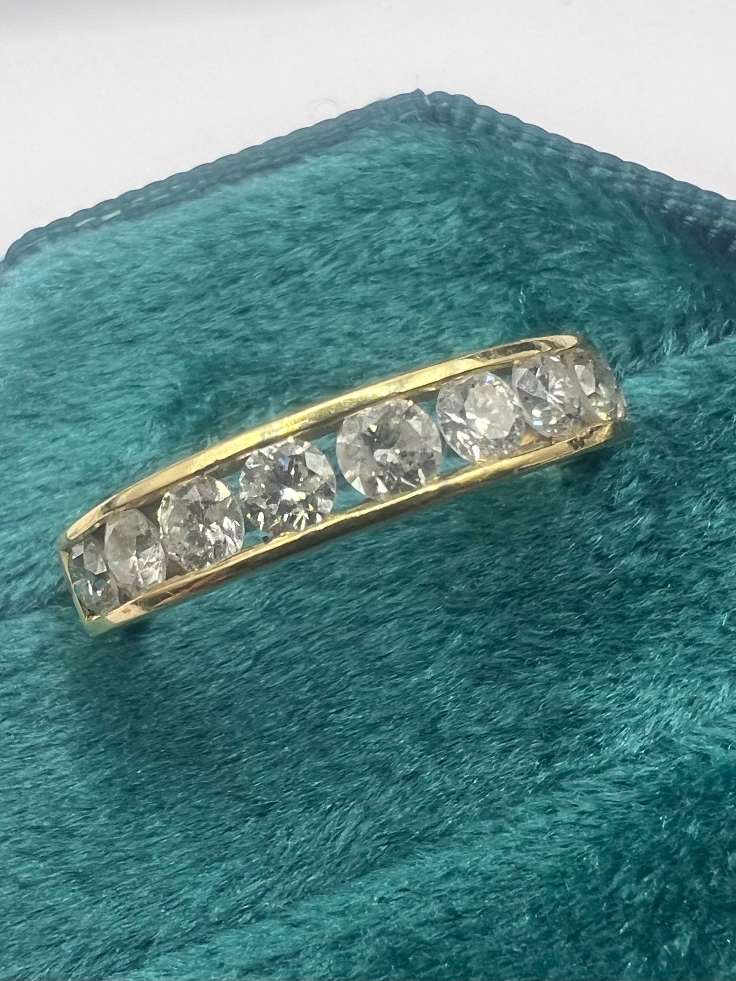 Quality 18ct Yellow Gold 1.00ct Channel Set Diamond Ring - N