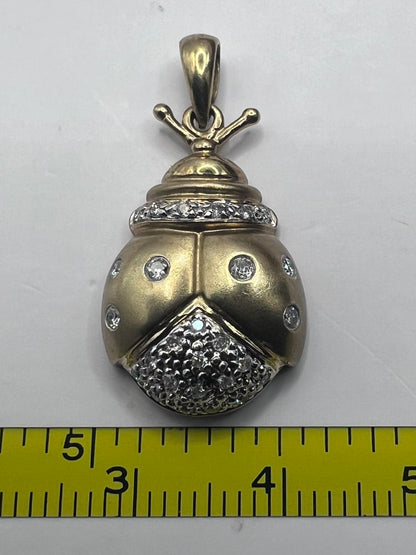 Quality 9ct Yellow Gold Diamond Set Lady Bird Pendant • 2.73 Grams