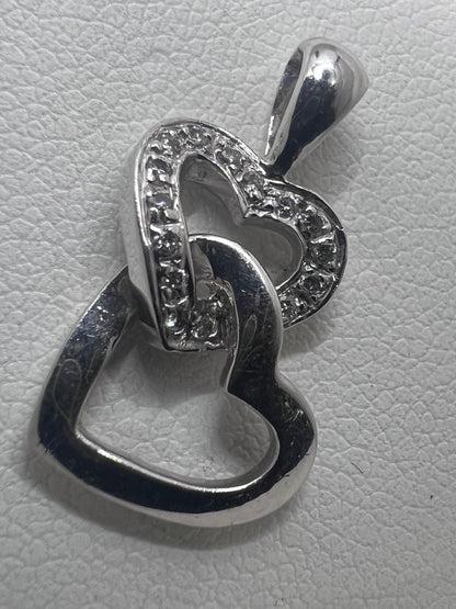 Quality 9ct White Gold Diamond Set Hearts Pendant • 1.87 Grams