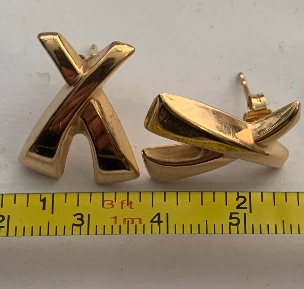 Vintage 9ct Yellow Gold Unoaerre Kisses Earrings ~ 3.02 Grams