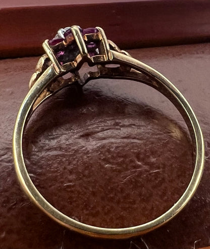 Vintage 9ct Yellow Gold Ruby & Diamond Cluster Ring - O