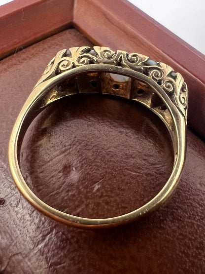 Vintage 9ct Yellow Gold 5 Stone Opal & Diamond Ring - R½