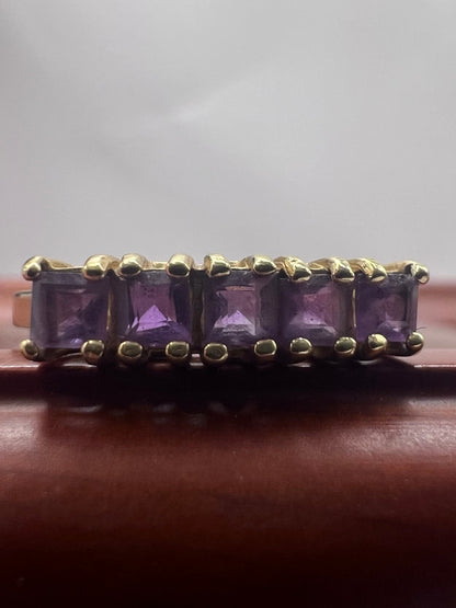 Quality 9ct Yellow Gold Princess Cut Amethyst Ring - R