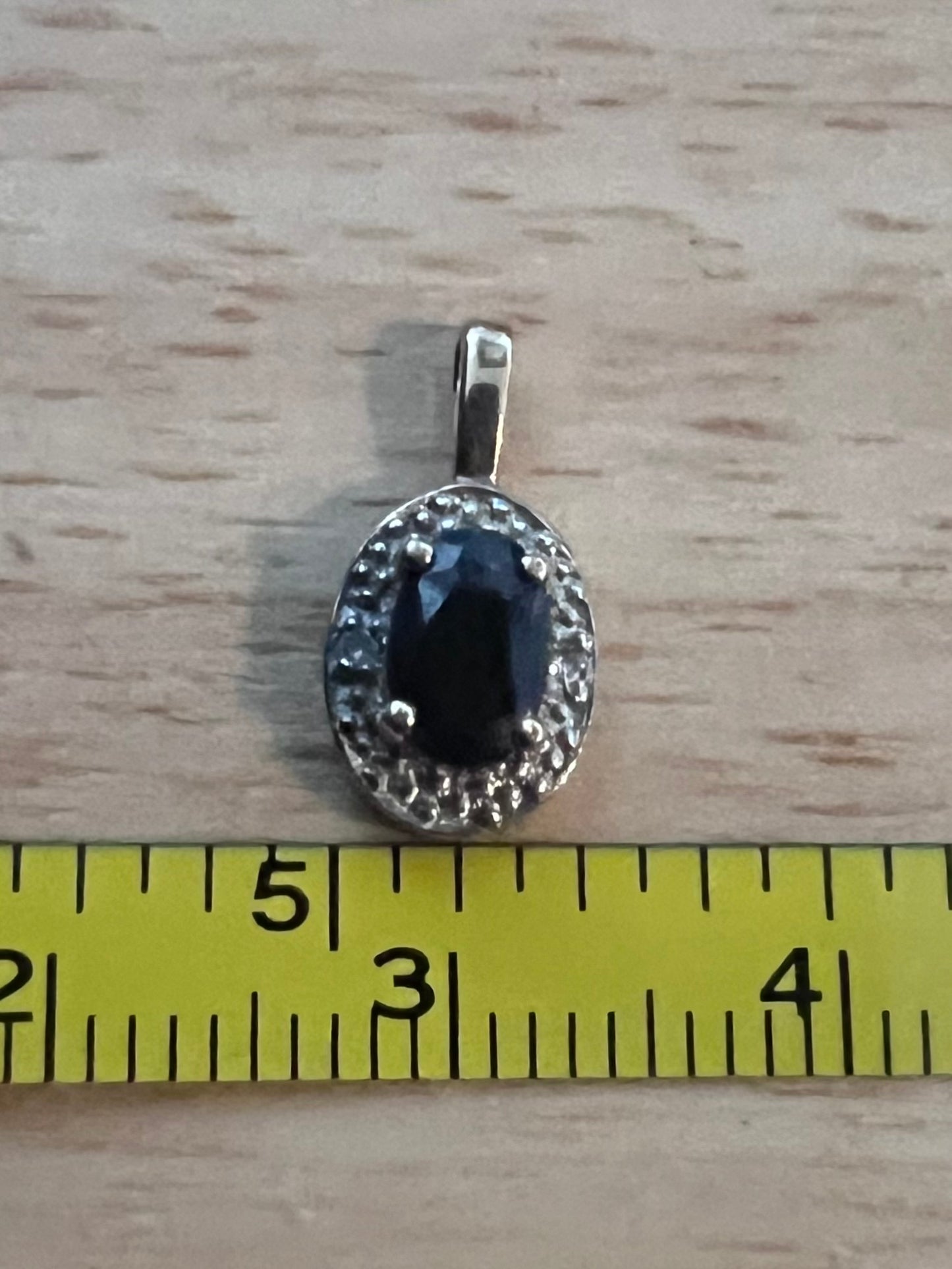 Vintage 9ct Yellow Gold Sapphire & Diamond Charm - 0.67 Grams