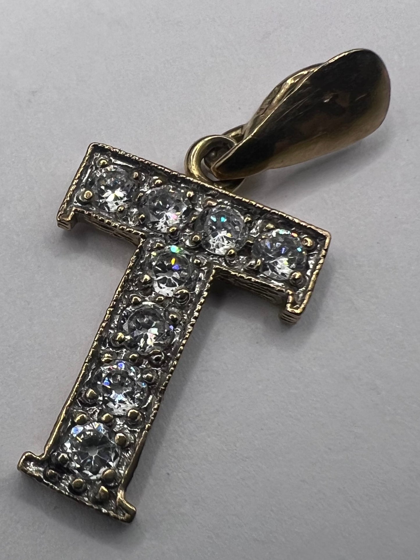 Vintage 9ct Yellow Gold “T” Initial Cz Set Pendant • 2.13 Grams