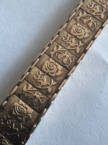 Vintage 9ct Yellow Gold Floral Engraved Gate Bracelet • 20.73 Grams
