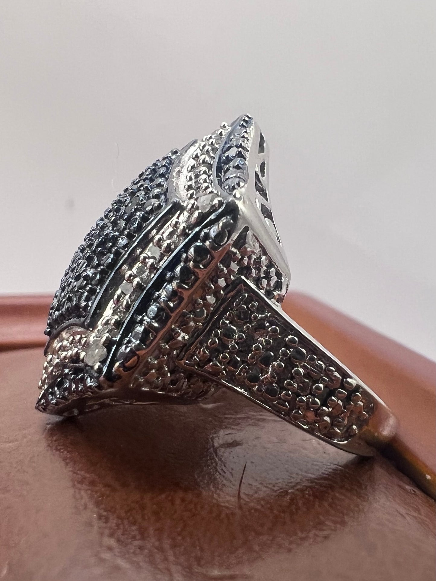 Quality 925 Sterling Silver Blue & White Diamond Cluster Ring - N