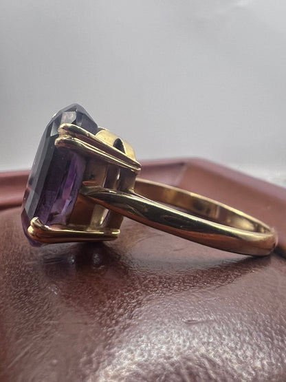 Vintage 18ct French Amethyst Ring - O