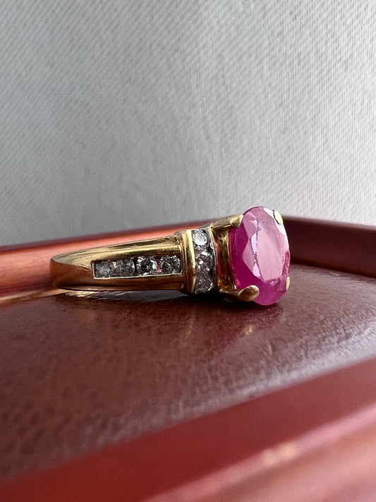 18ct Yellow Gold Ruby & 0.20ct Diamond Ring - M½