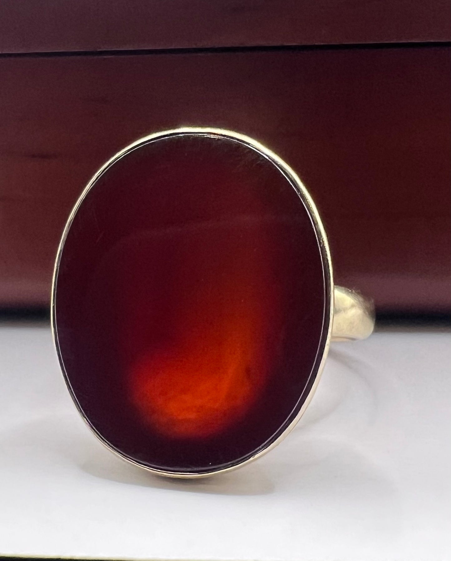 Vintage 9ct Yellow Gold Carnelian Ring - V
