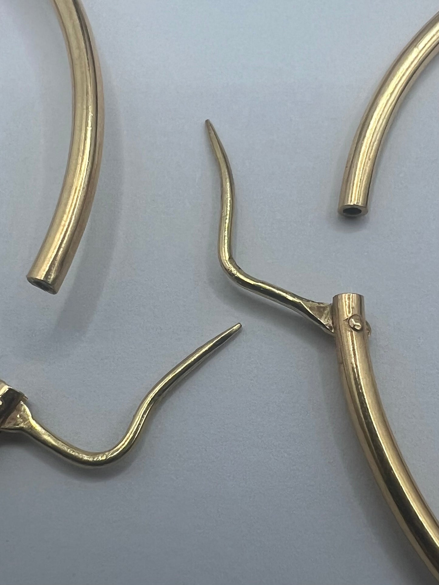 Italian 18ct Yellow Gold Hoop Earrings • 11.61 Grams