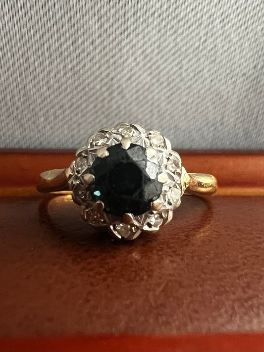 Antique 18ct Yellow Gold Sapphire & Diamonds Cluster Ring - 1941 - M